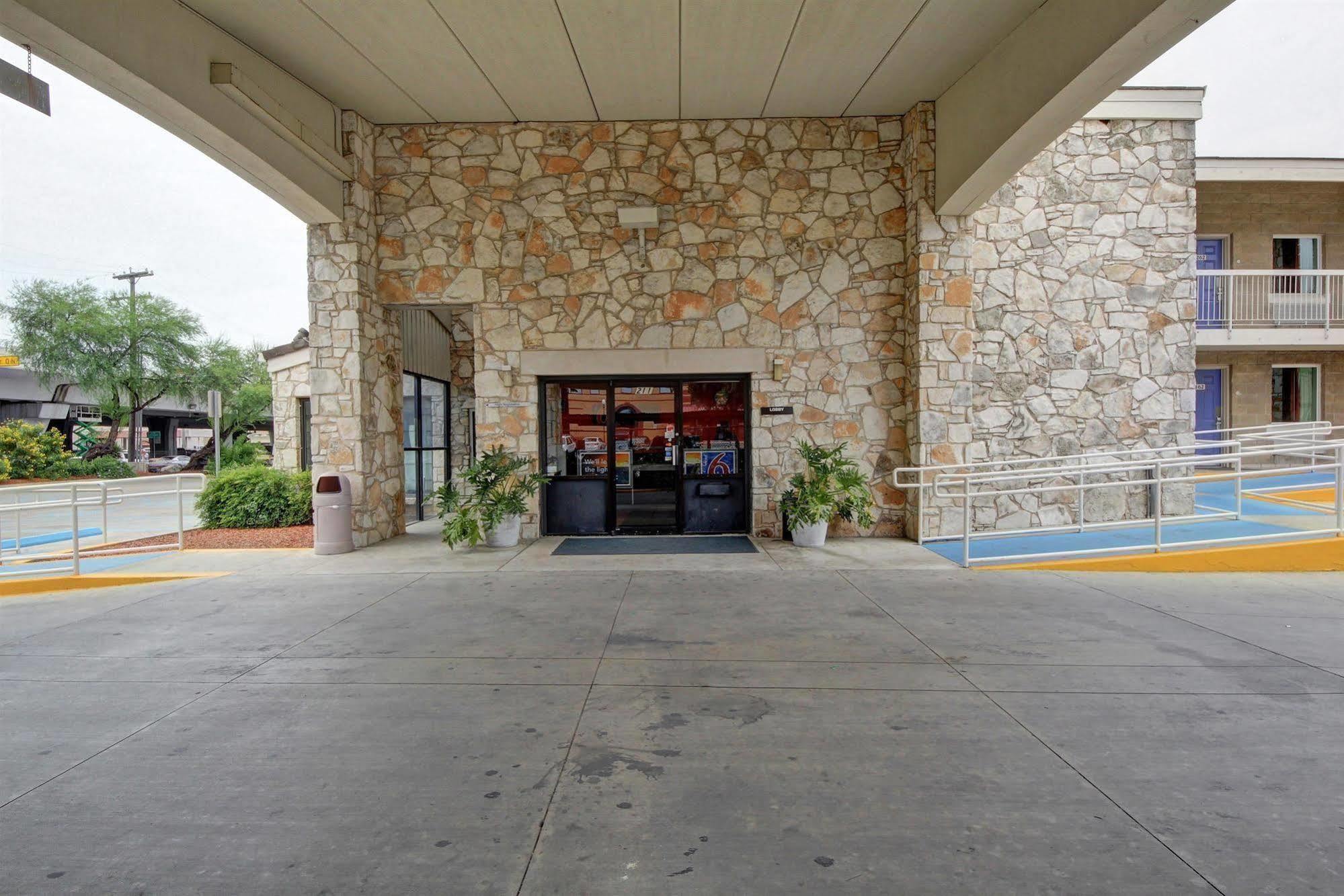 Hotel 6-san Antonio, Tx - Downtown - Market Square San Antonio